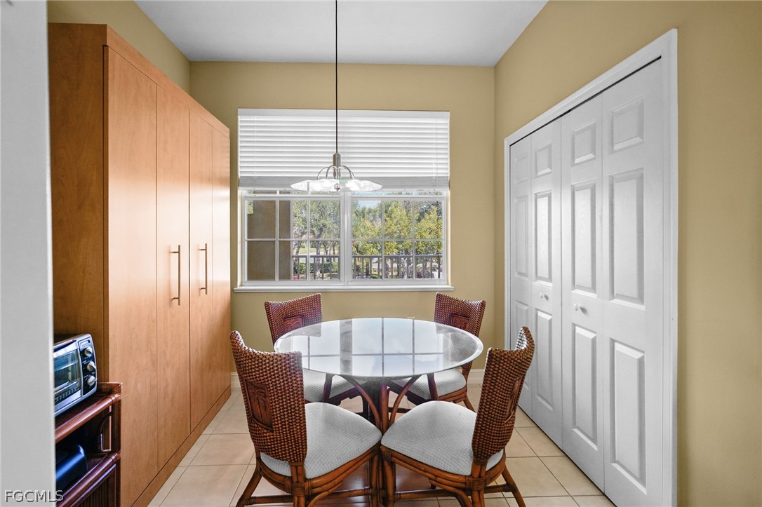 DiningArea