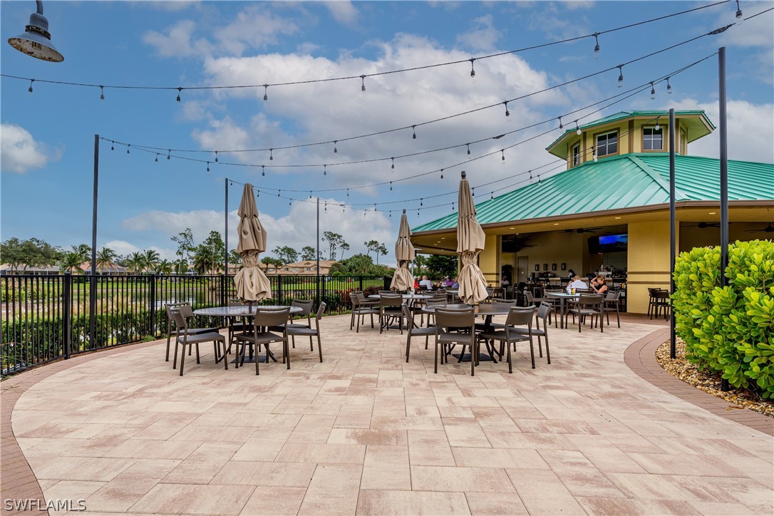 3972 Bishopwood Unit 2-203, Naples, FL 34114