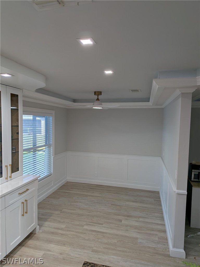 DiningArea