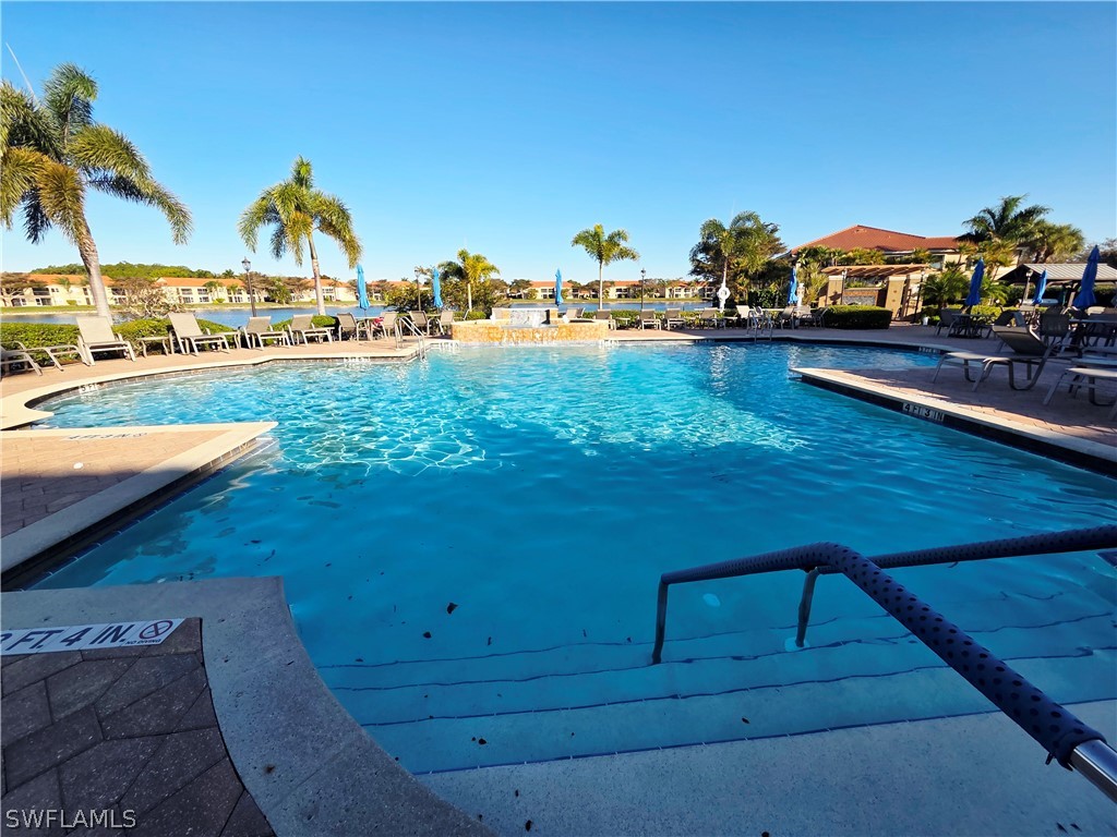 6775 Huntington Lakes Unit 202, Naples, FL 34119