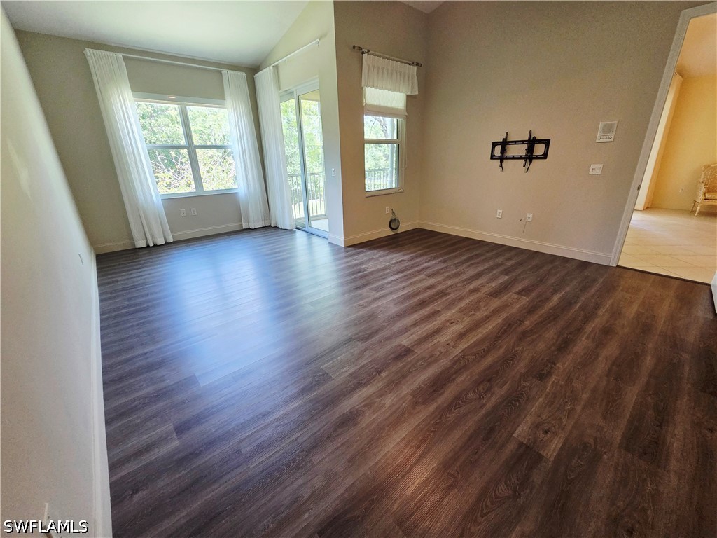6775 Huntington Lakes Unit 202, Naples, FL 34119