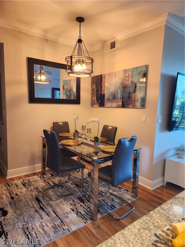 DiningArea