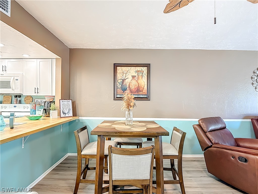 DiningArea