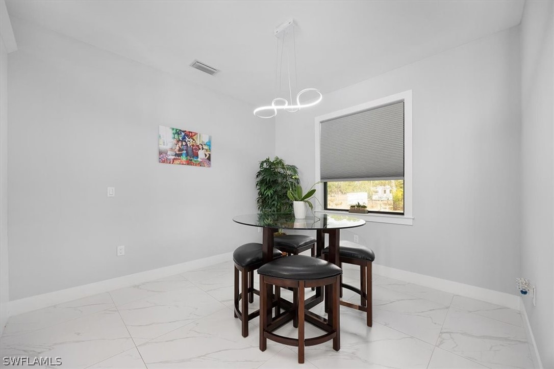 DiningArea