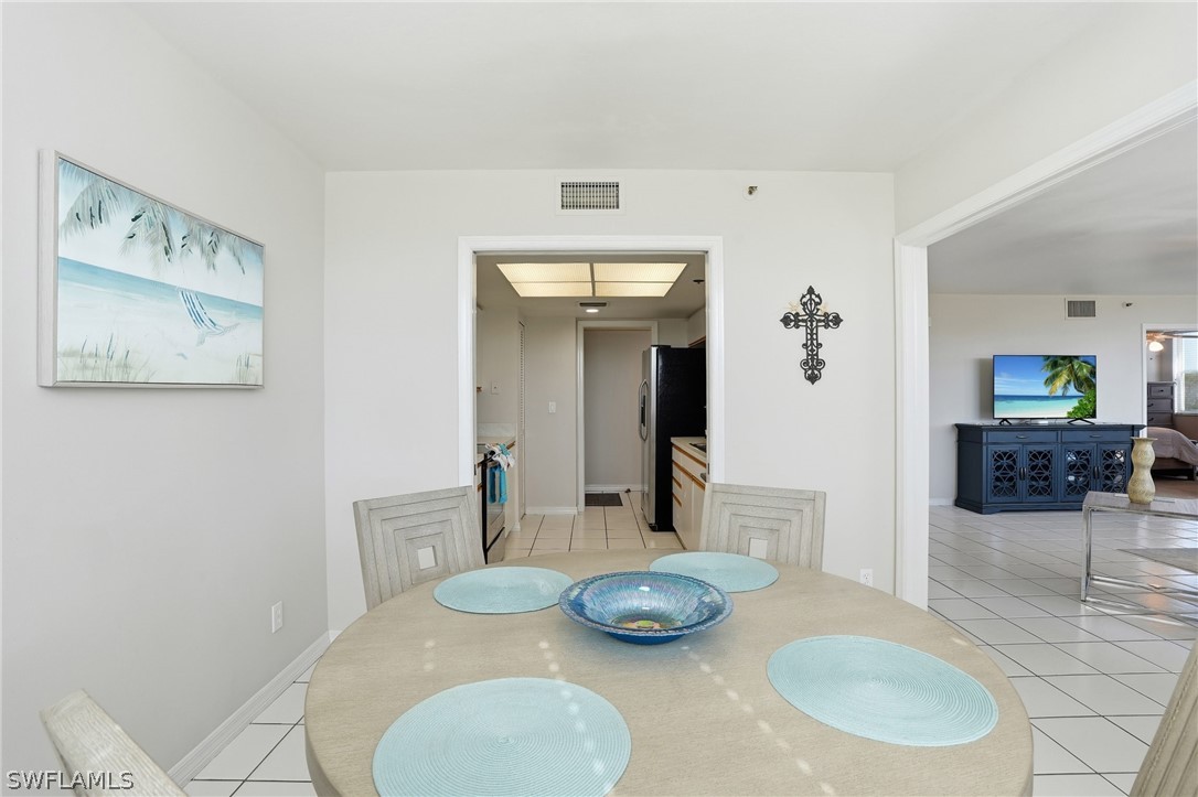 DiningArea