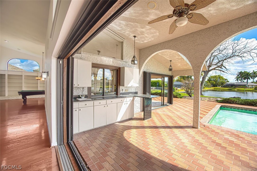 6896 Erin Marie, Fort Myers, FL 33919