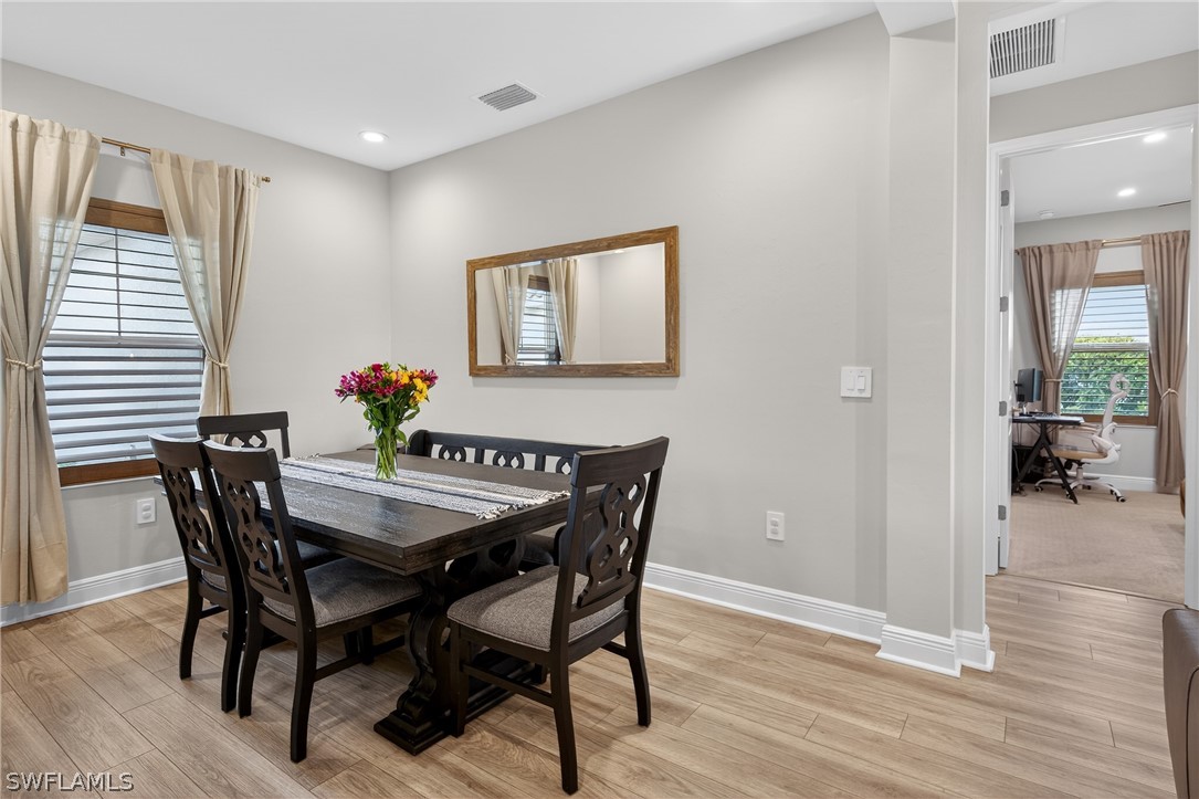 DiningArea