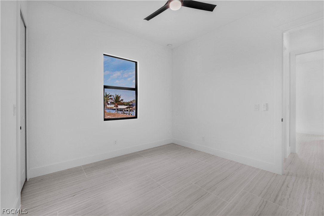 2515 41st, Cape Coral, FL 33993