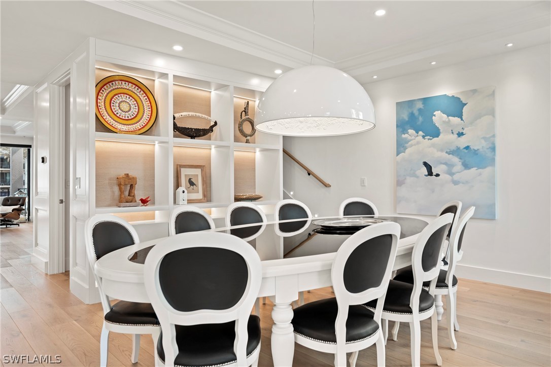 DiningArea