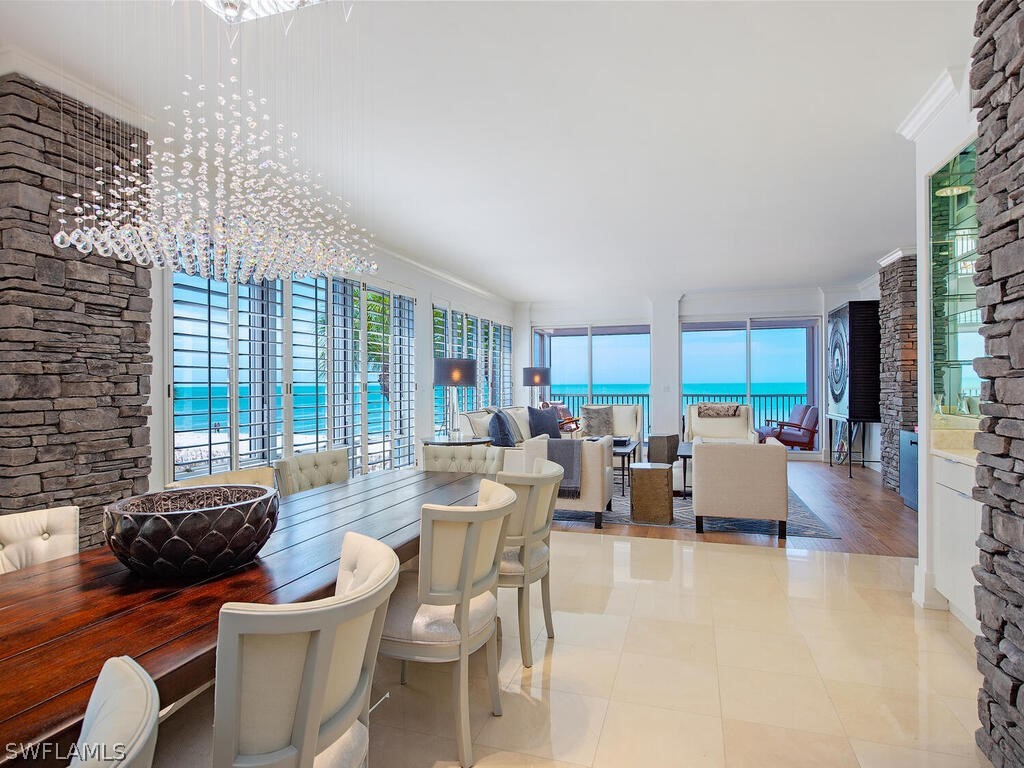 9811 Gulf Shore Unit 101, Naples, FL 34108