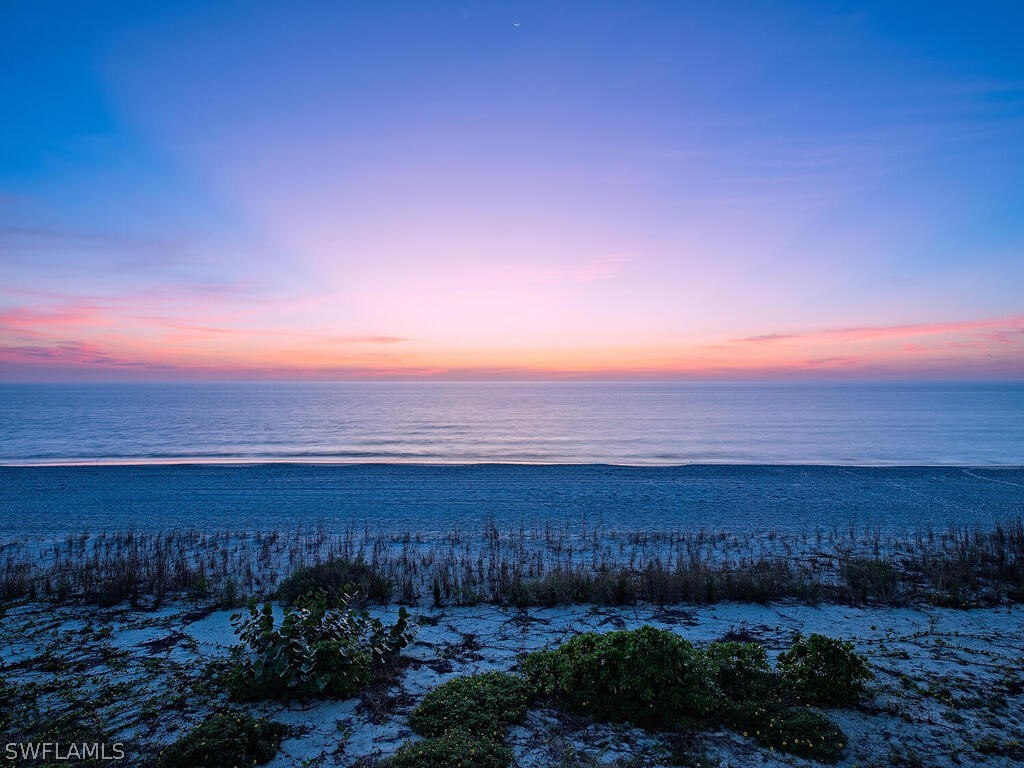 9811 Gulf Shore Unit 101, Naples, FL 34108