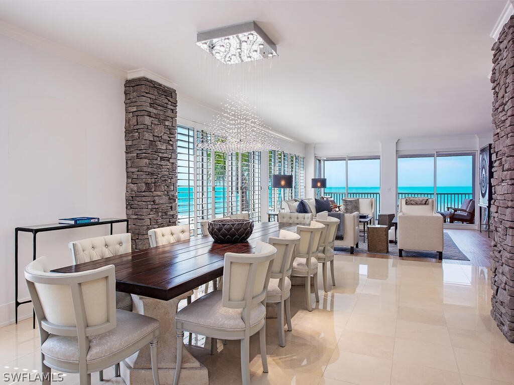 9811 Gulf Shore Unit 101, Naples, FL 34108
