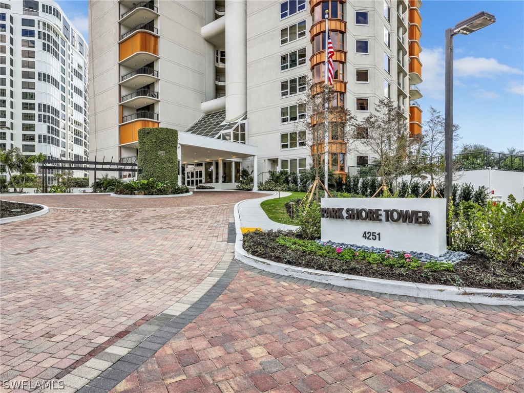 4251 Gulf Shore Unit 6c, Naples, FL 34103