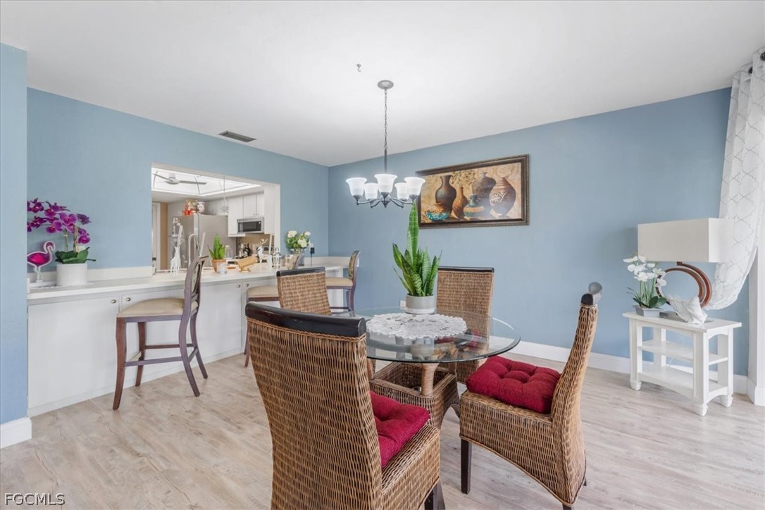 DiningArea