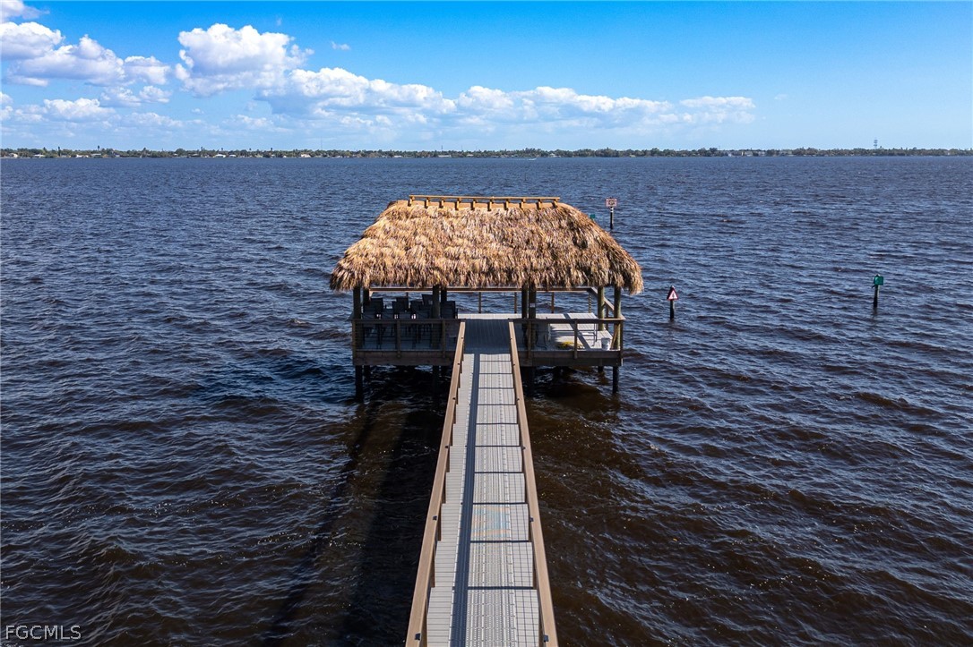 Dock