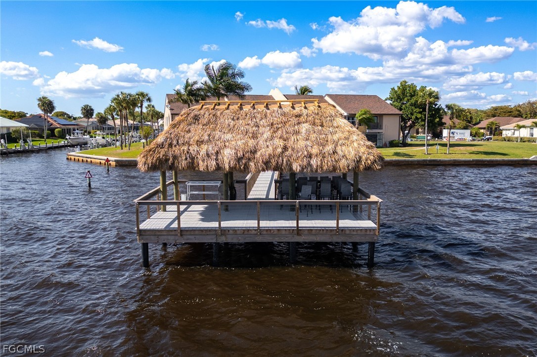 Dock