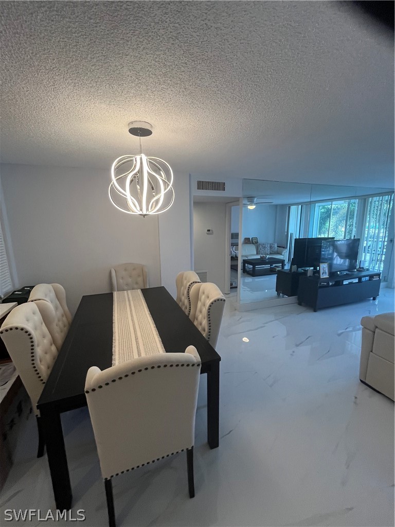 DiningArea