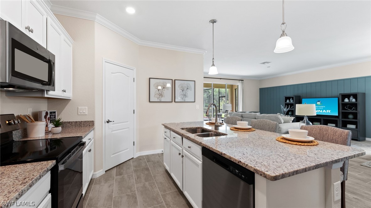 5187 Sugarwood, Naples, FL 34113