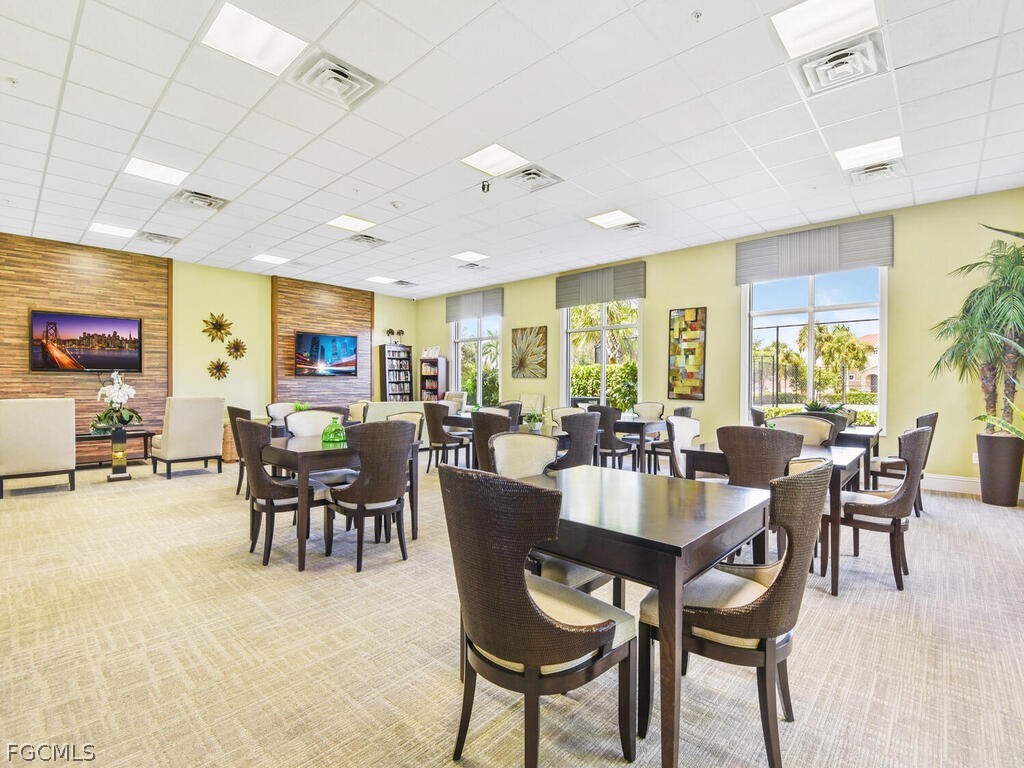 DiningArea