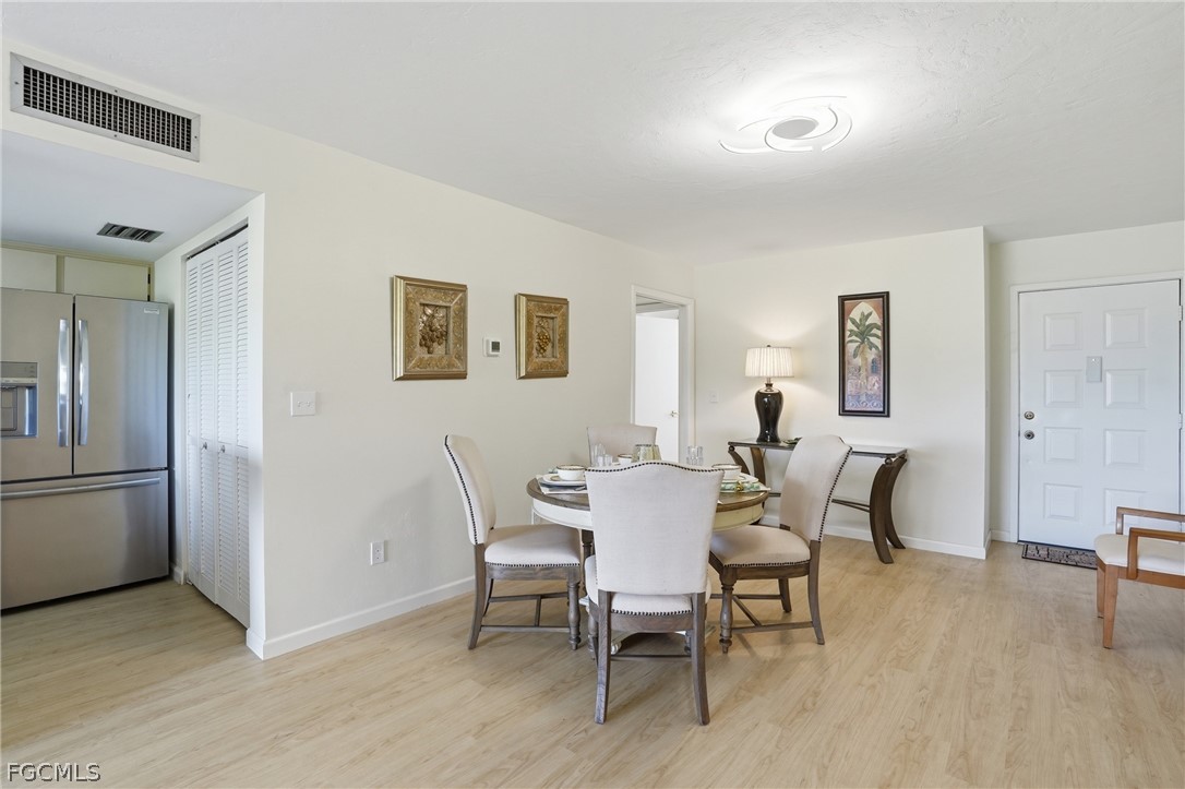DiningArea