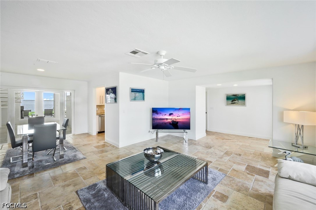 LivingRoom