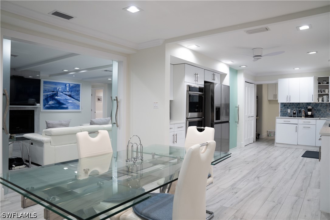 DiningArea