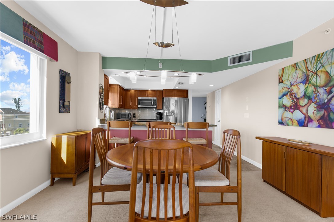 DiningArea