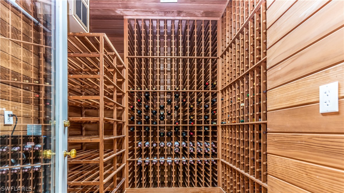 WineCellar