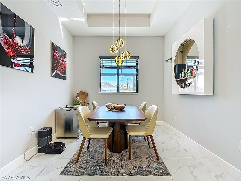 DiningArea