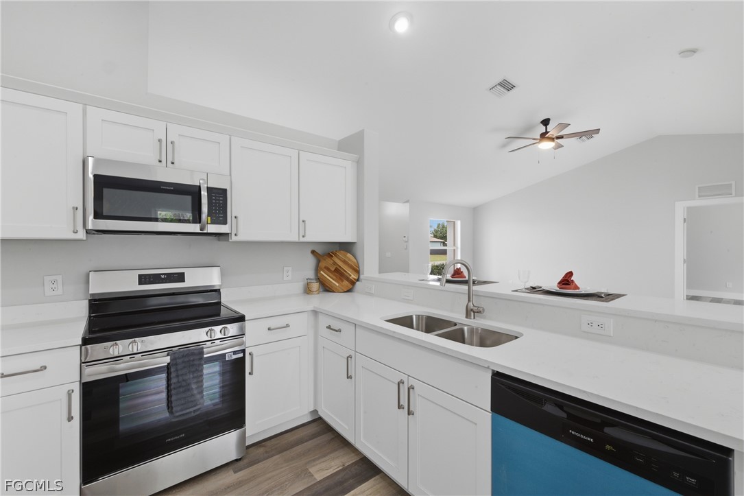 614 1st, Cape Coral, FL 33991