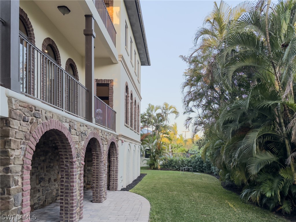 200 Golf, Naples, FL 34102