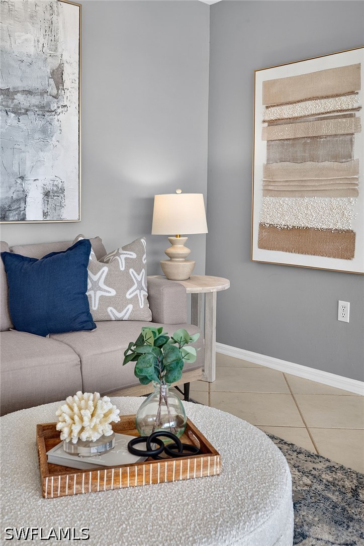 285 Naples Cove Unit 1703, Naples, FL 34110