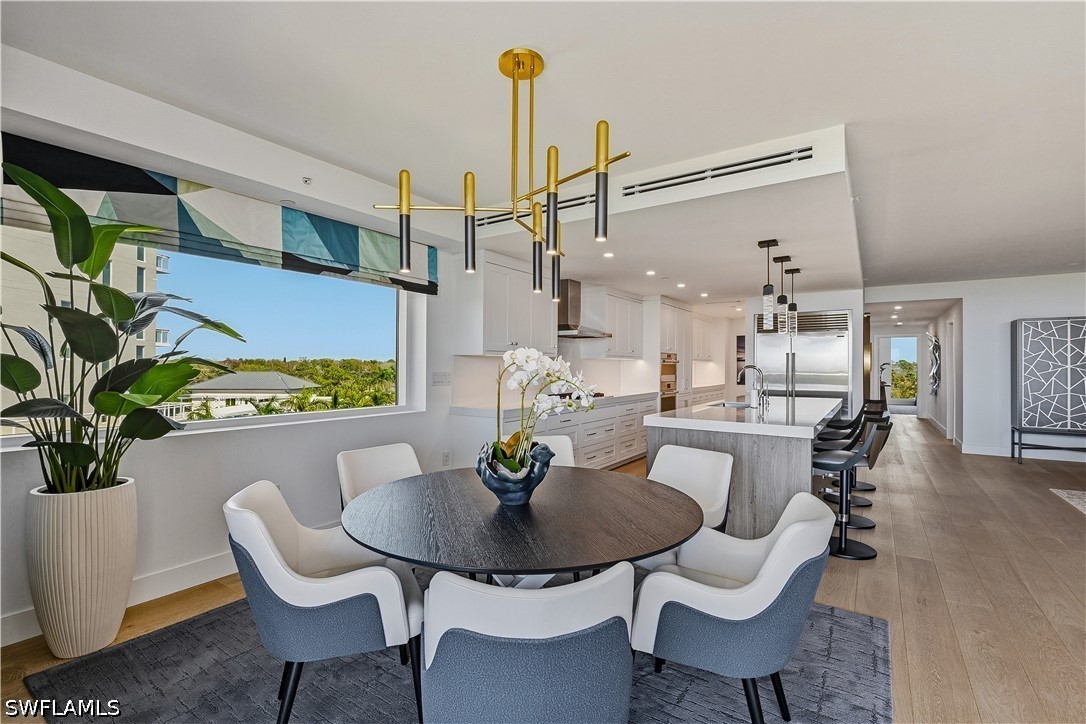 DiningArea