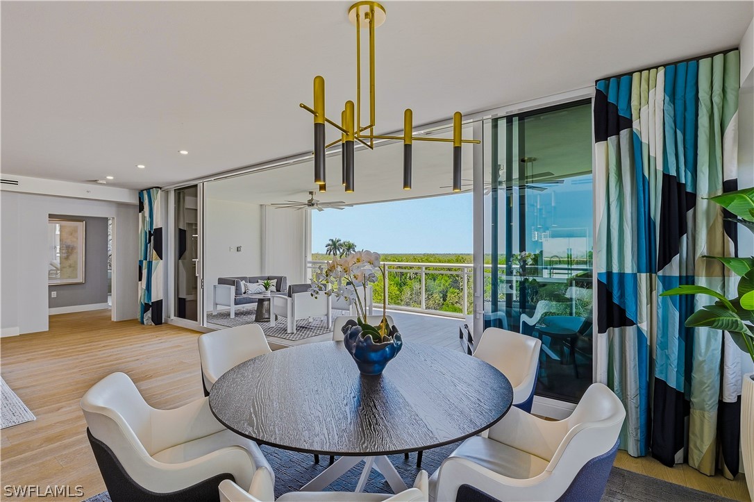 DiningArea