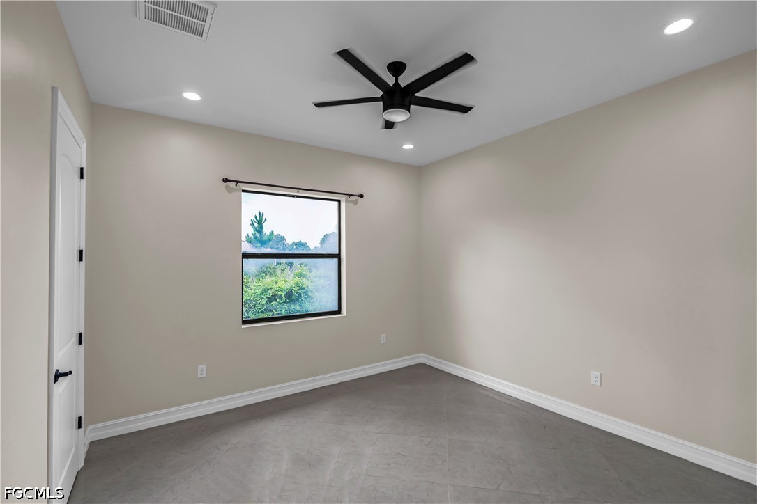 1105 James, Lehigh Acres, FL 33936