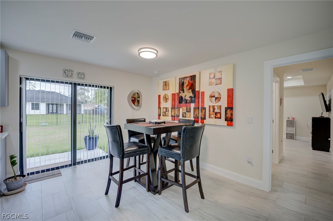 DiningArea