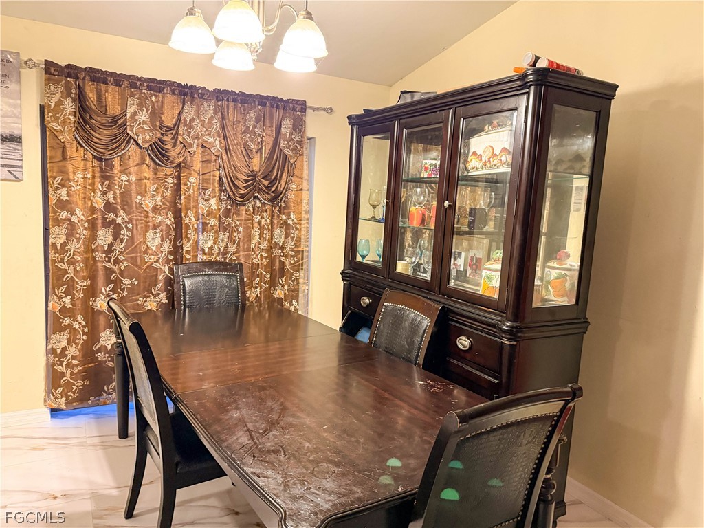 DiningArea