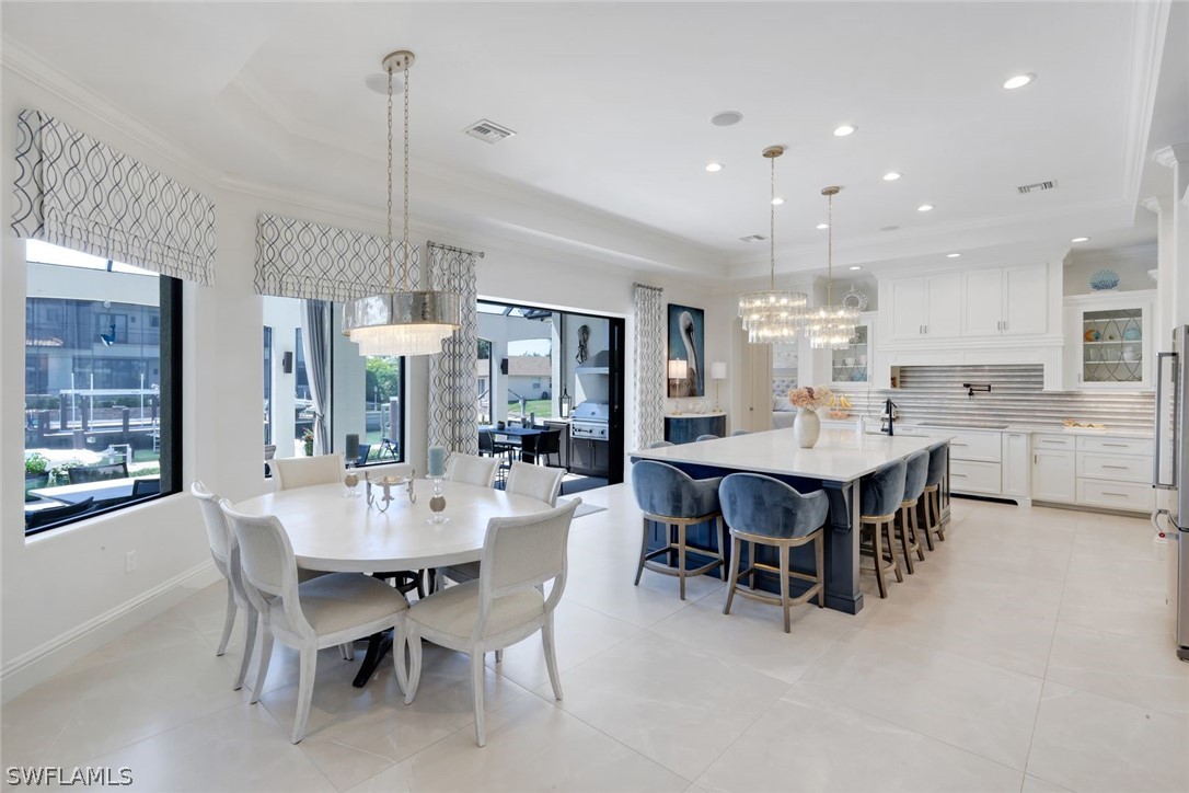 DiningArea