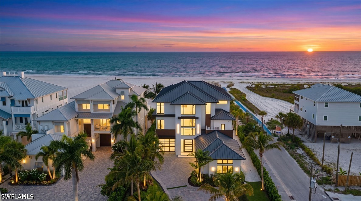 6100 Court, Fort Myers Beach, FL 33931