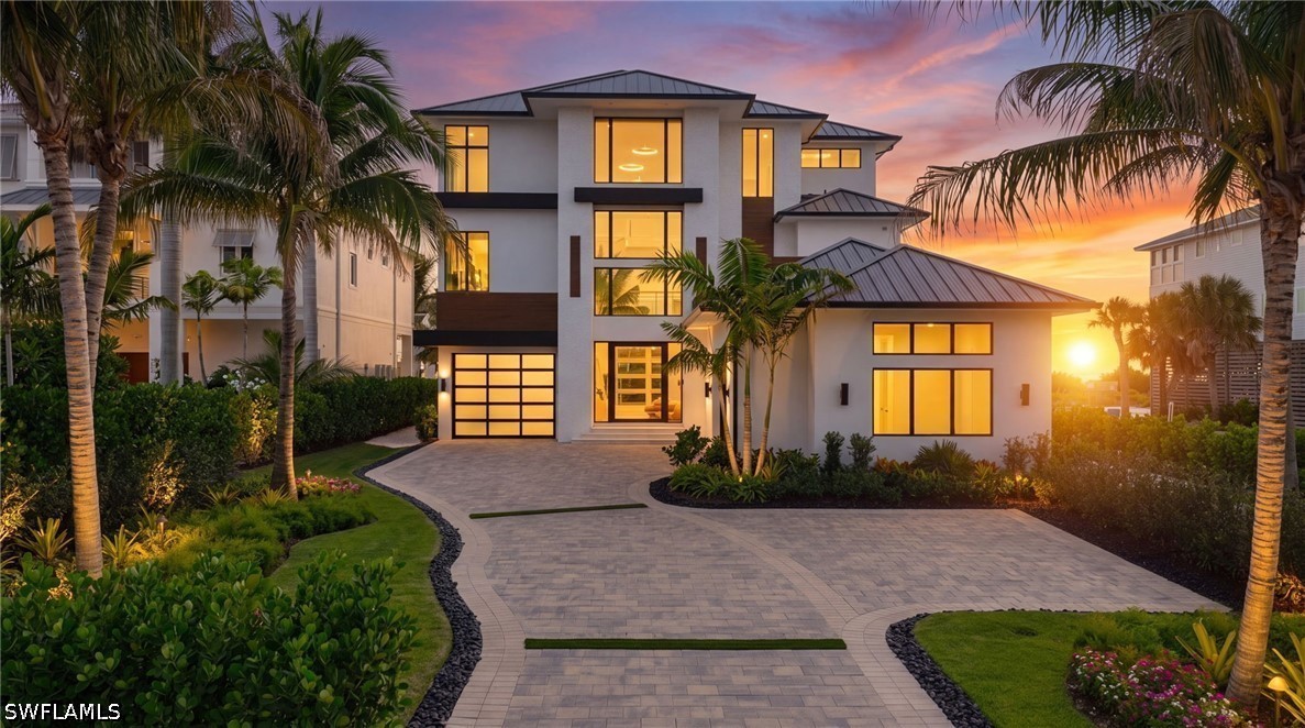 6100 Court, Fort Myers Beach, FL 33931
