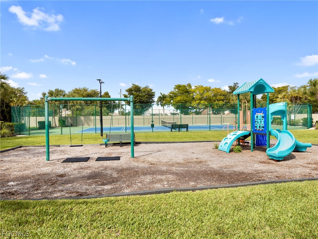 15567 Caloosa Creek, Fort Myers, FL 33908