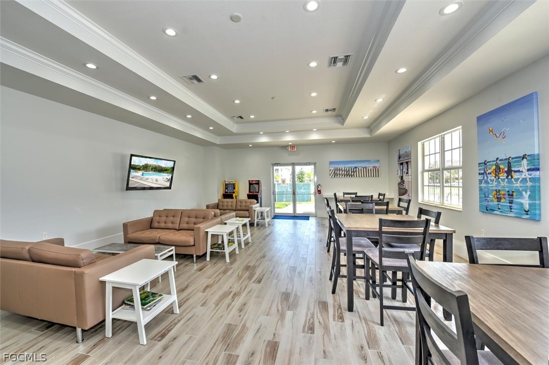 DiningArea