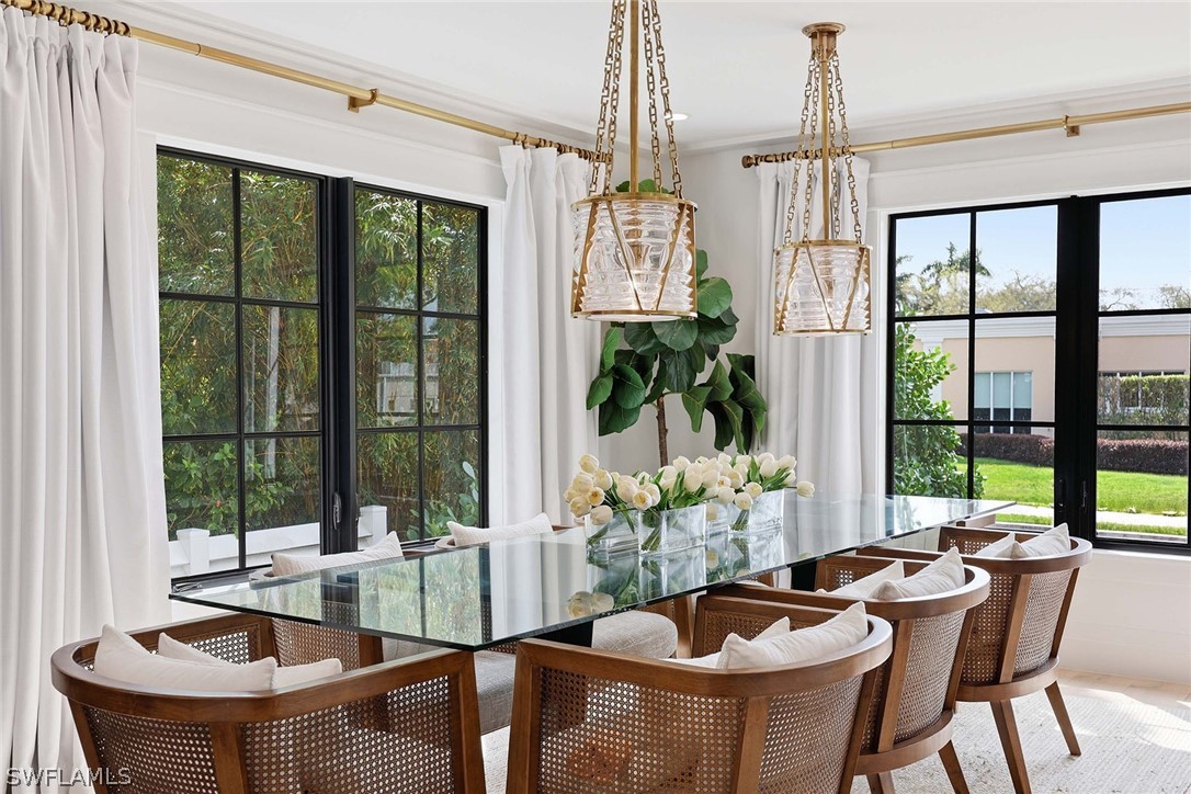 DiningArea