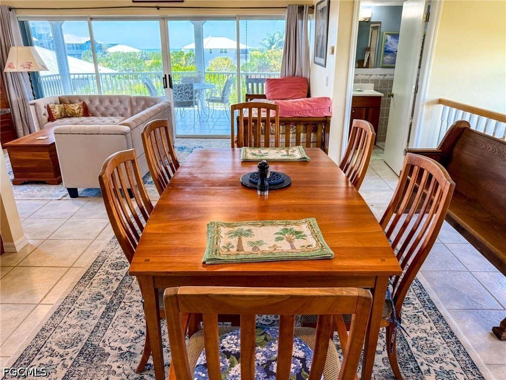 DiningArea
