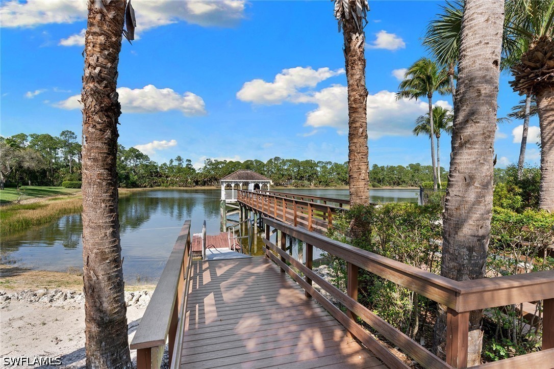 Dock