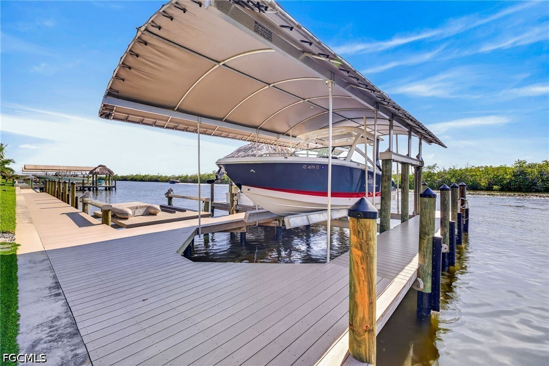 Dock
