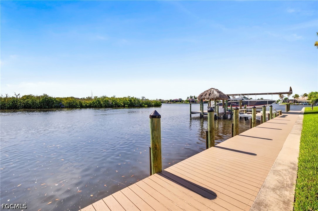 Dock