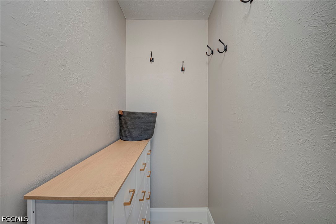 WalkInClosets