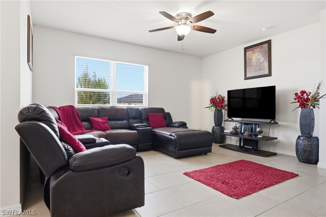 2006 15th, Cape Coral, FL 33991