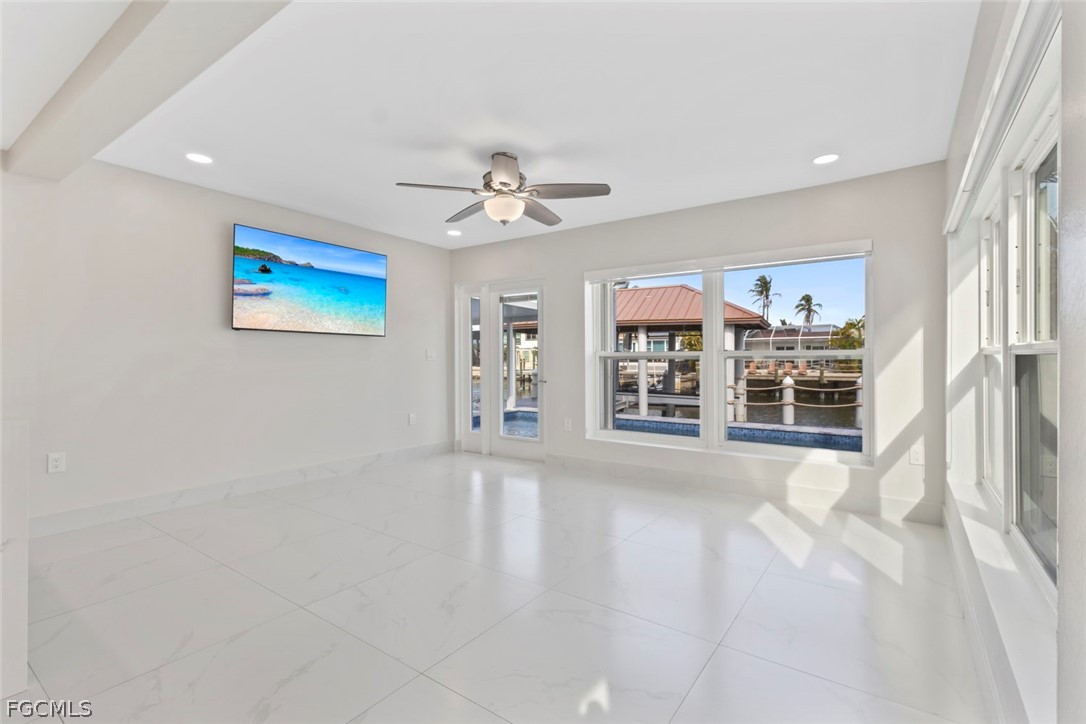 107 Albatross, Fort Myers Beach, FL 33931